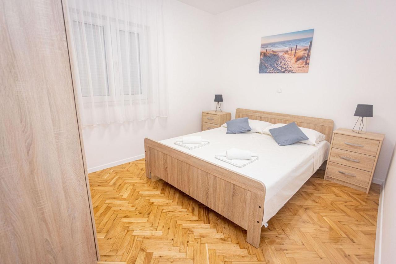 Apartments Veronika Trogir Buitenkant foto